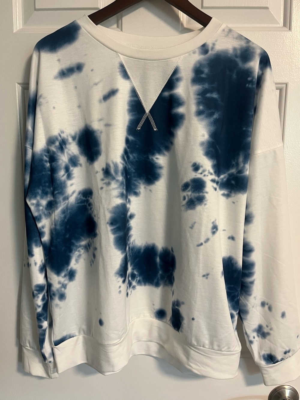 SHEIN White Sweatshirt with Navy Tie-Dye Accents Size XL
